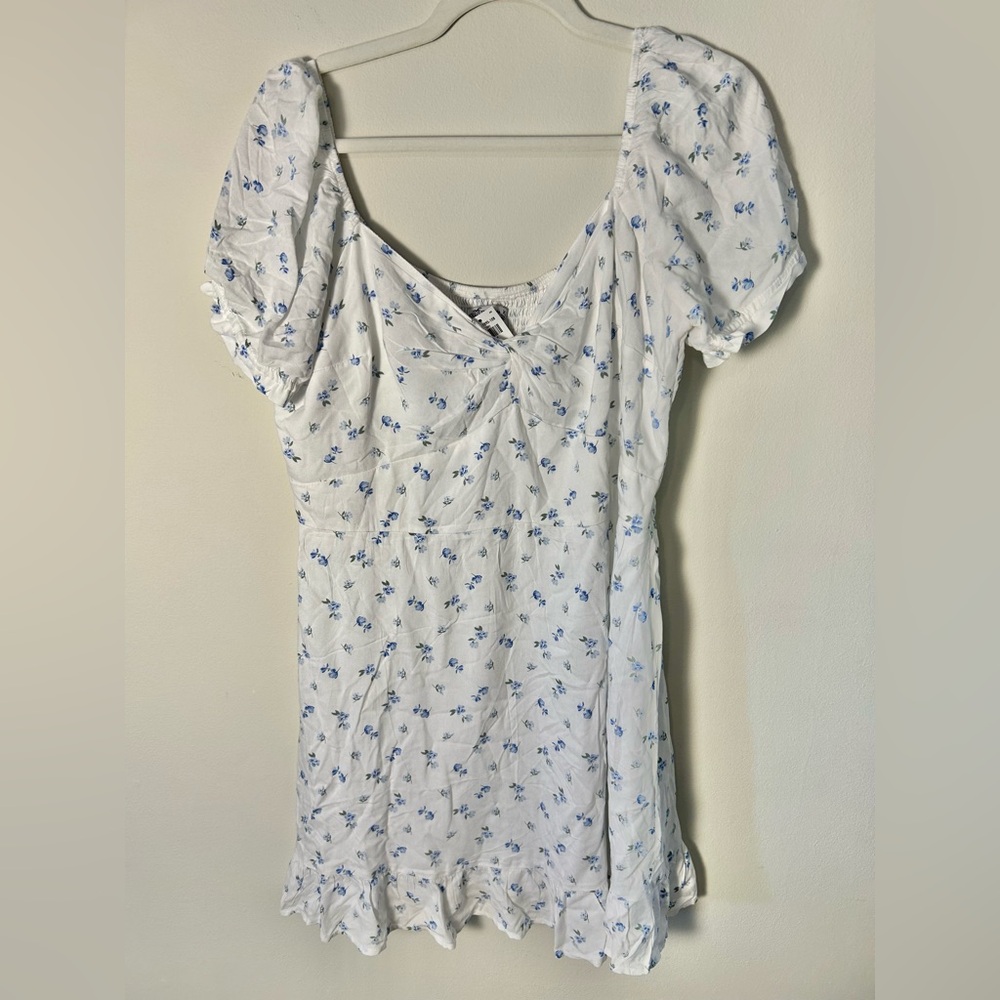 Hollister NWT Floral Puff Sleeve Dress XL